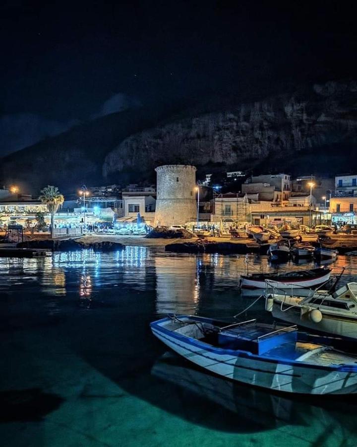 Mansarda Beach Mondello Палермо Экстерьер фото
